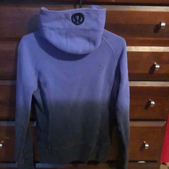 Lululemon sweater - Picture 3 of 3